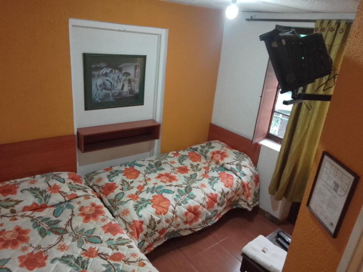 Hotel El Dorado La Candelaria بوغوتا المظهر الخارجي الصورة